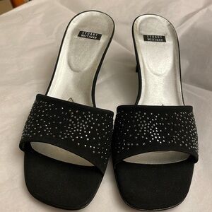 Stuart Weitzman 2” heel slides. In perfect condition never worn. Black, jeweled